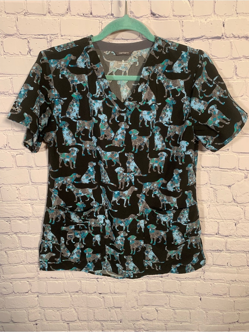 Carhartt Force Womens Camo Dog Short Sleeve V-Neck Scrub Top Black Blue Sz S